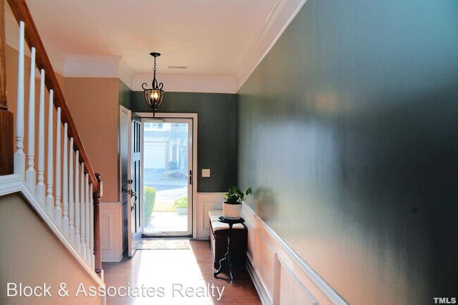 Foto del edificio - 3 br, 2.5 bath House - 8616 Thunderwood Drive