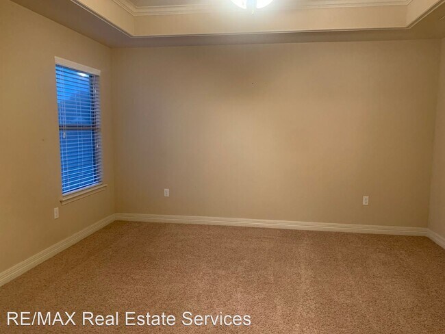 Foto del edificio - 3 br, 2 bath House - 3303 Grand Lake