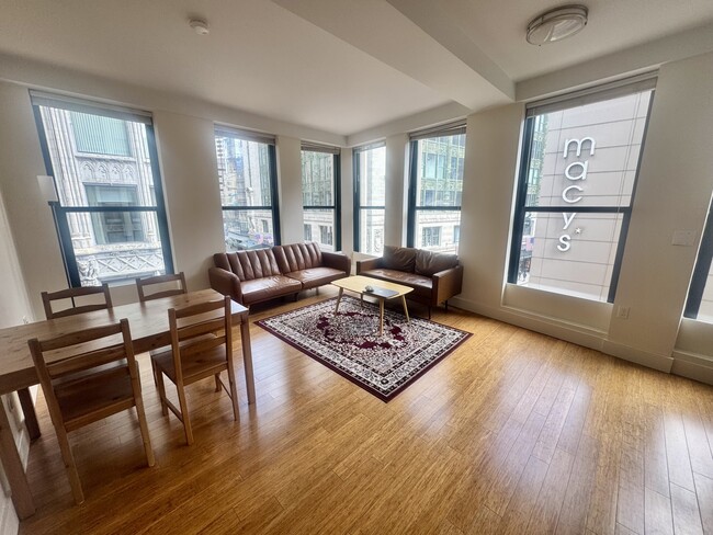 Building Photo - 12 Winter St