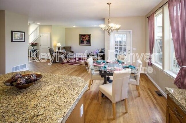 Foto del edificio - 4871 S Bannock St
