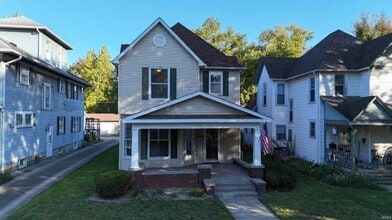 Building Photo - 178 E Main St