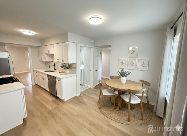 Foto del edificio - 31 Van Pelt Ct