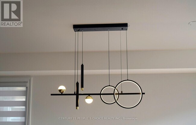 Photo du bâtiment - 107 Molozzi St