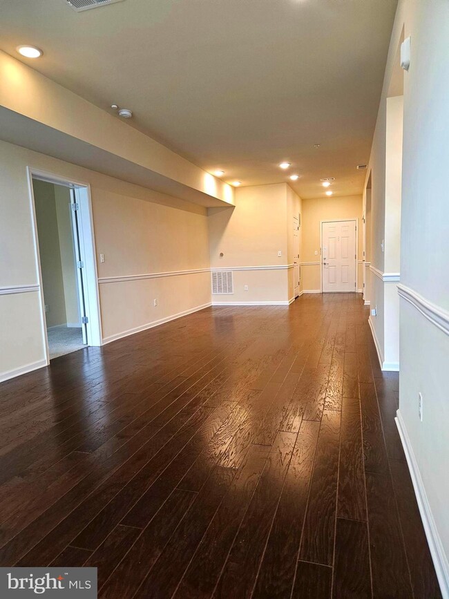 Building Photo - 5313 Palomino Ct