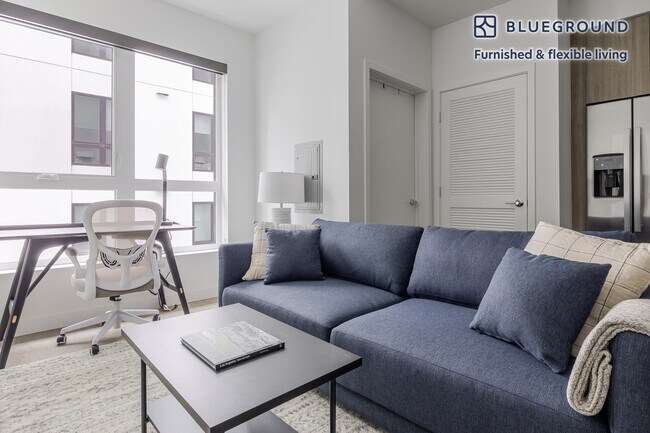 Building Photo - 511 S Harbor Blvd