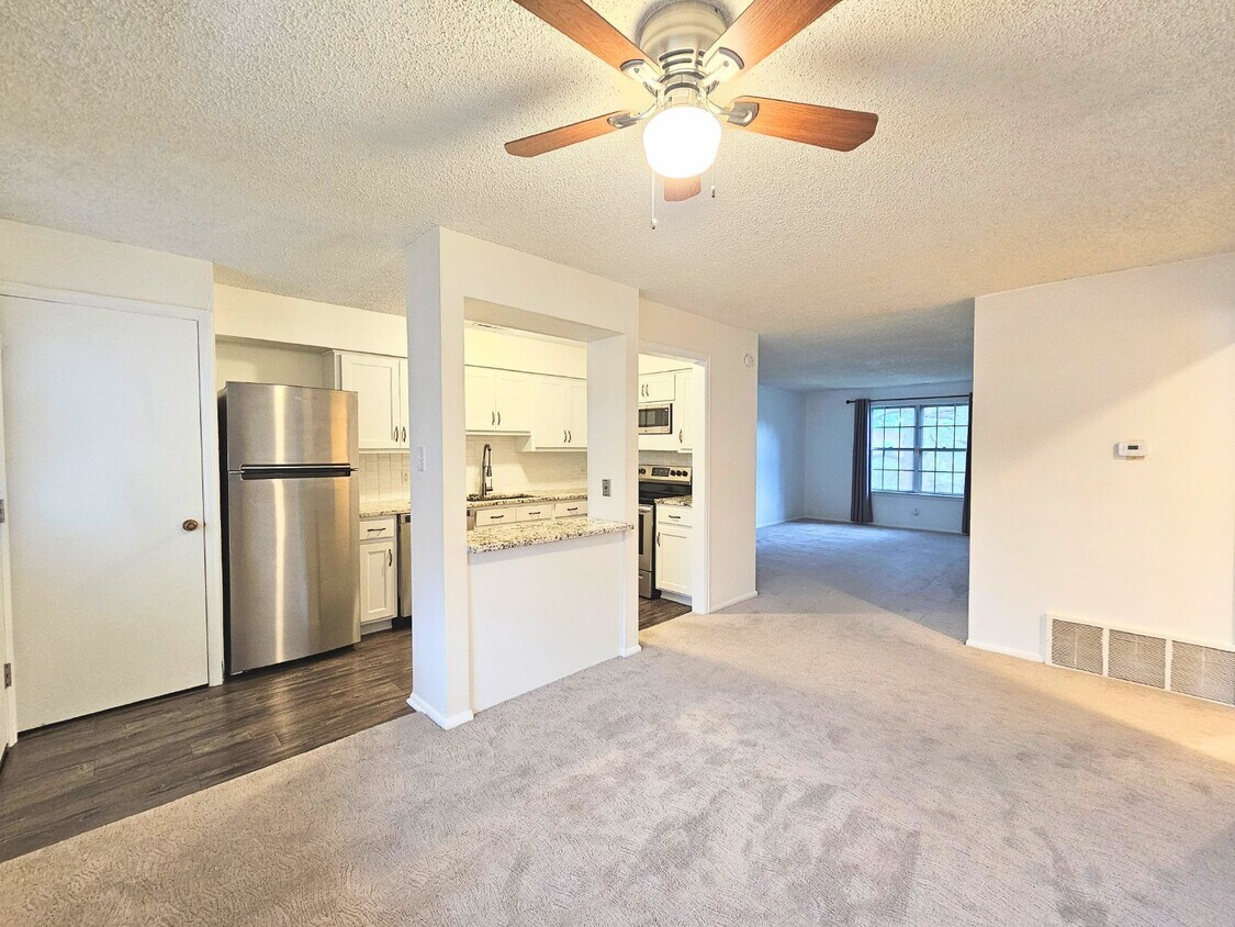 Primary Photo - "Charming 2-Bed, 2-Bath Condo with Granite...
