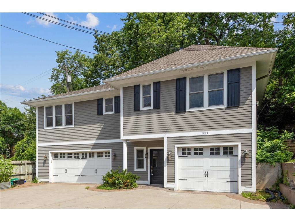 Foto principal - 551 Grand Hill