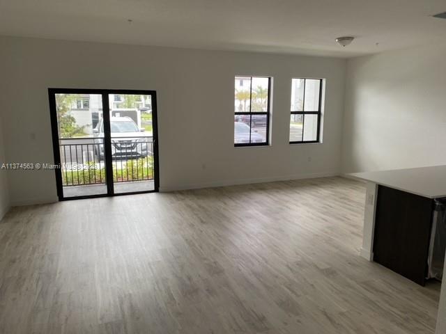 Building Photo - 15500 SW 136th St