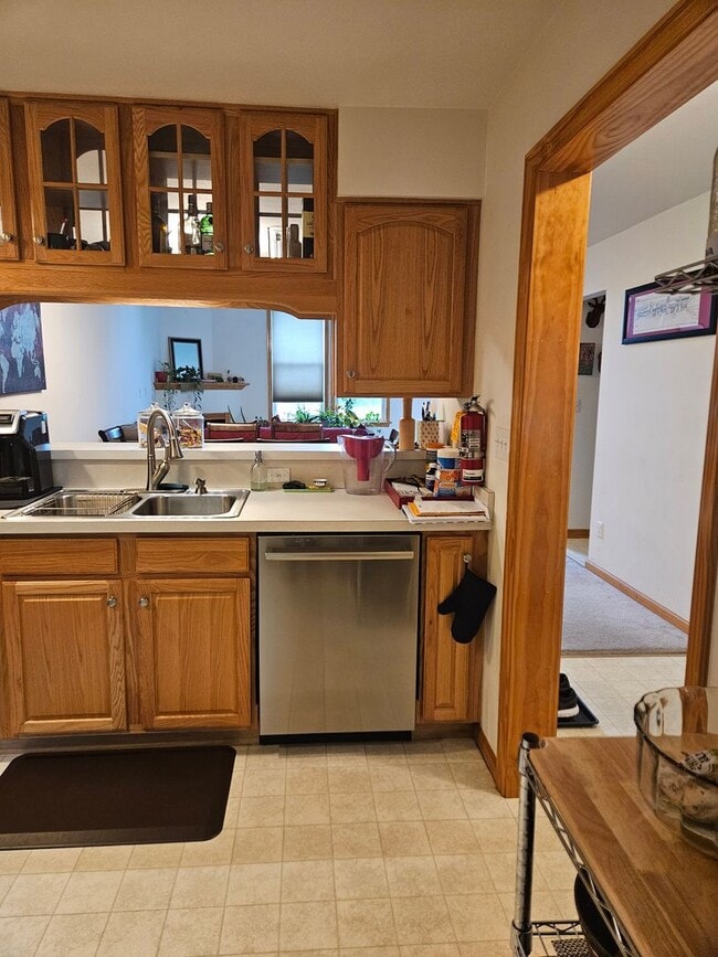 Building Photo - 751 Galen Dr