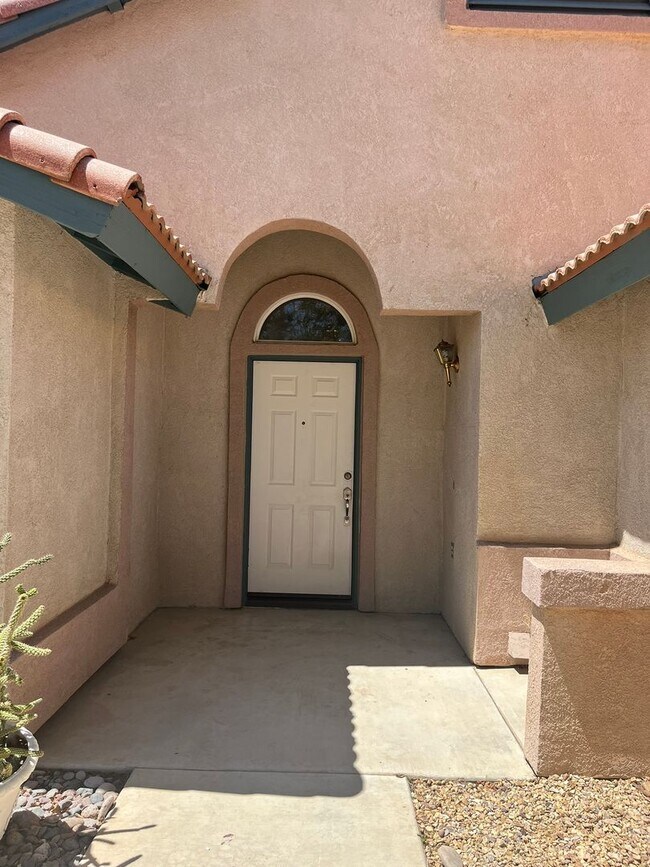Foto del edificio - 3 bedroom 2 bathroom Home available in Vic...