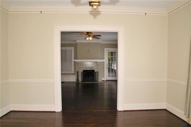 Foto del edificio - 602 Sherwood Rd NE