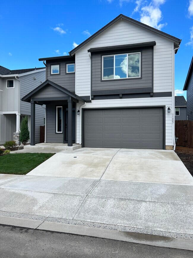 Building Photo - 11007 NE 89th Ave