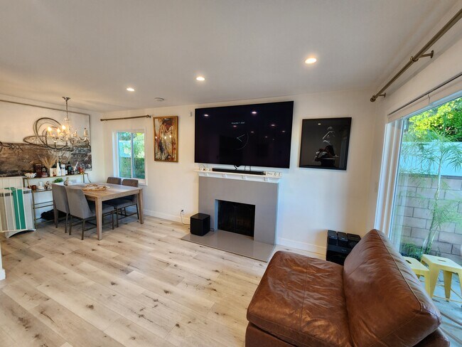 Foto del edificio - 7000 Andasol Ave