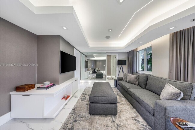 Foto del edificio - 10190 Collins Ave