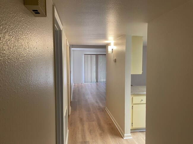 Foto del edificio - VILLAGE OF OAK CREEK