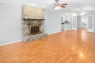 Building Photo - 16 Malaga Cir