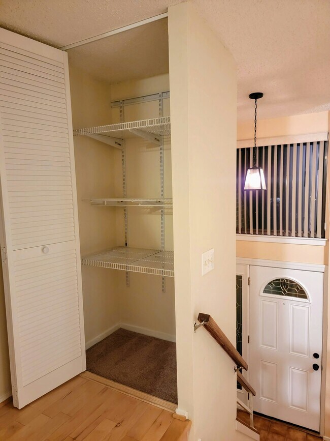 Building Photo - 20573 Summersong Lane