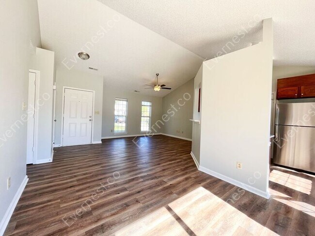 Foto del edificio - 4588 Lands End Ct SW