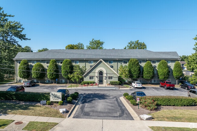 Building Photo - The Studios at Patchen - FREE Utilities