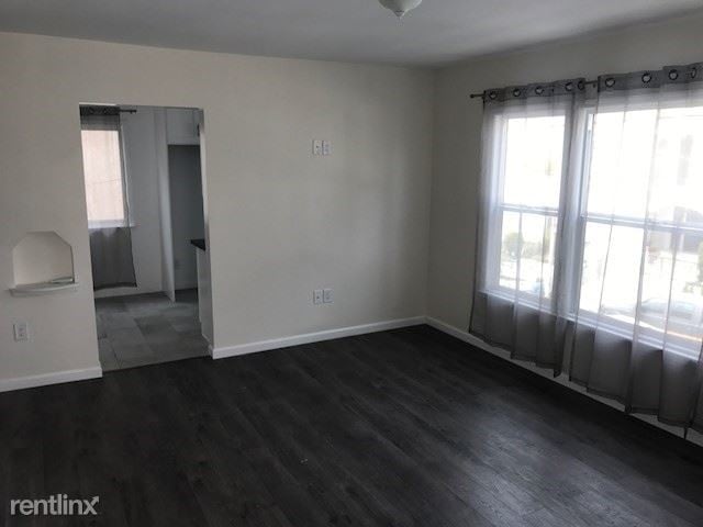 Building Photo - 1 br, 1 bath Apartment - 336 3/4 Witmer St