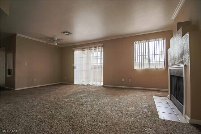 Foto del edificio - 8600 W Charleston Blvd