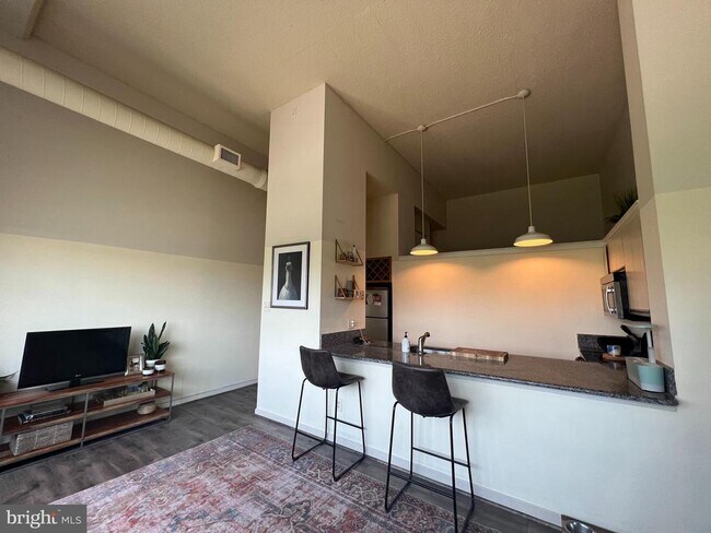Foto del edificio - 2429-41 Locust St