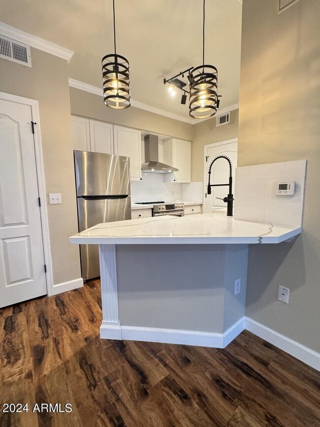 Foto del edificio - 1701 E Colter St