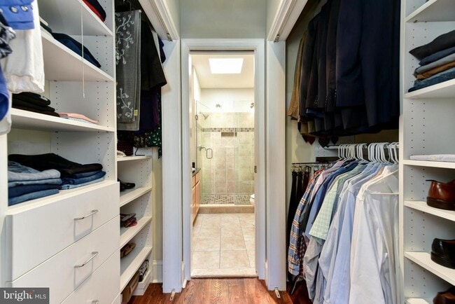 Foto del edificio - 1130 Constitution Ave NE