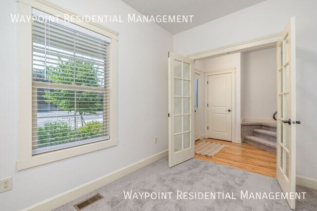Foto del edificio - 5956 N Bremerton Pl