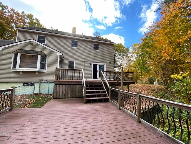 Building Photo - 95 Mammoth Rd