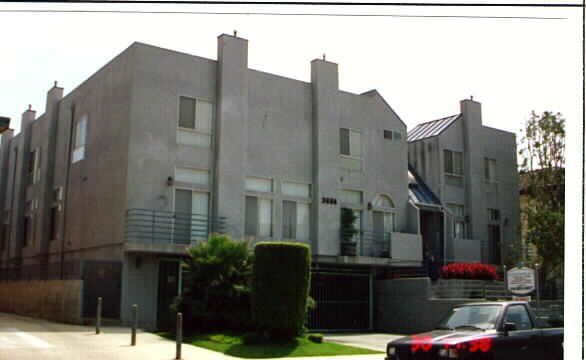 Primary Photo - 3656 Westwood Blvd