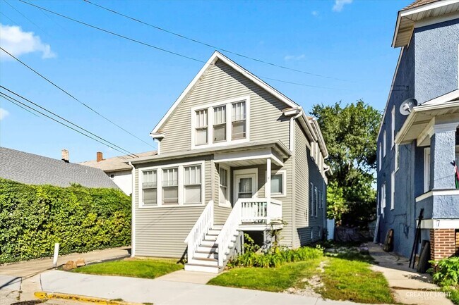 Building Photo - 9 Bergman Ct