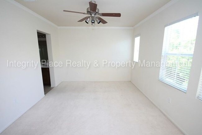 Building Photo - Great Canyon Hills Condo