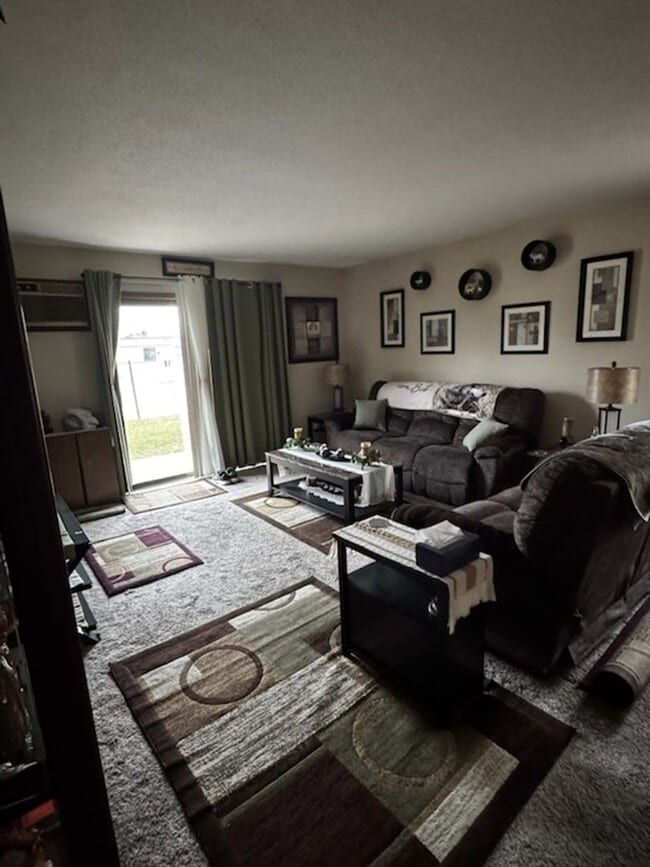 Building Photo - Cozy 1-Bedroom, 1-Bath Apartment in Onalaska - Perfect Location! $875 Available 5/01/2025