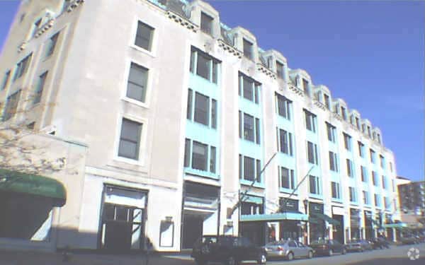 Building Photo - Evanston Galleria Bldg