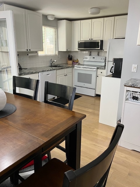 Building Photo - 883 Weirs Blvd