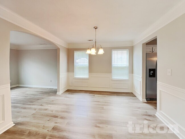 Foto del edificio - 124 River Pass Ct NE