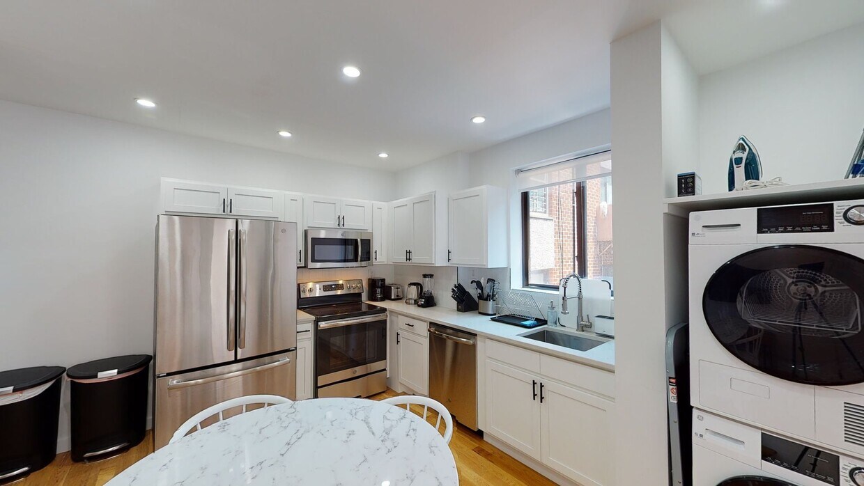 Photo - Room in Shared 4.0 bed/2 bath home