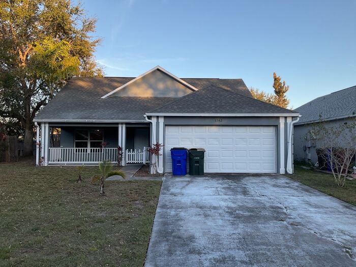 NOW AVAILABLE! 3742 Crossing Creek Bouleva... House for Rent in St