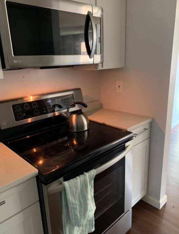 Foto del edificio - 3421 Belfry Ln