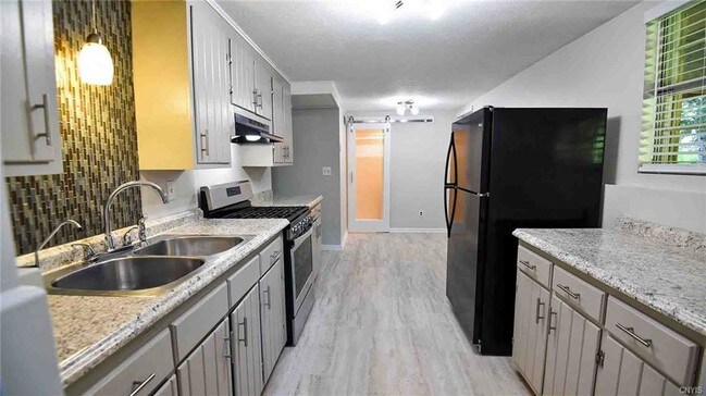 Foto del edificio - 5774 Tilden Hill Rd