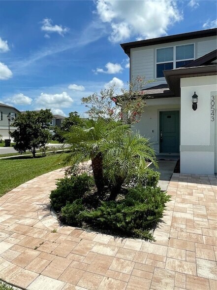 Foto del edificio - 30543 Thunderbird Dr