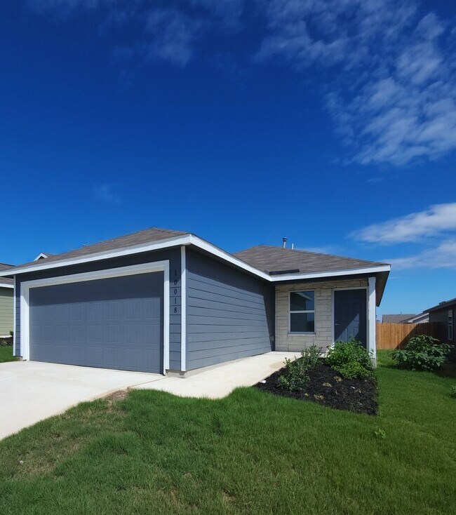 Foto del edificio - Welcome to Your Home in the Desirable Vida Subdivision!