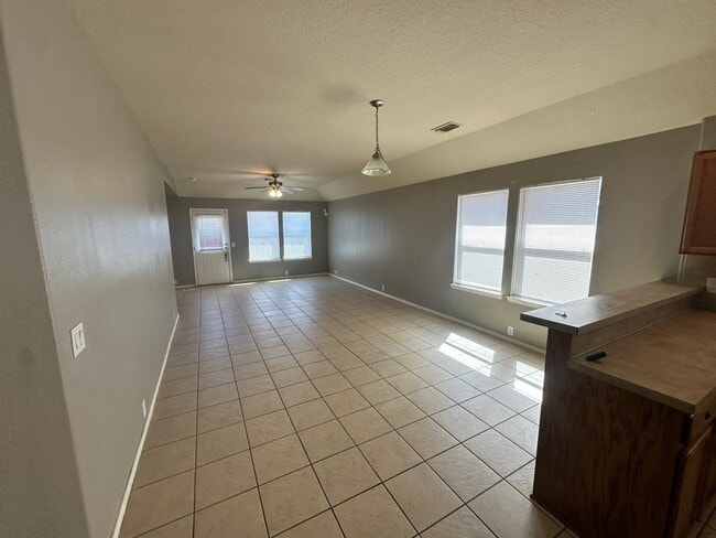 Foto del edificio - 2134 Forest Ranch Dr