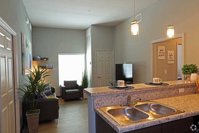 Photo - Bellarmine Hall - *USF STUDENT LIVING* Apartments