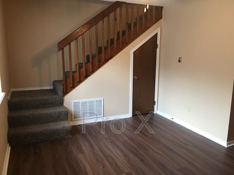 1108 S Joplin St Unit Apartment C, Pittsburg, KS 66762 Condo for Rent in Pittsburg, KS