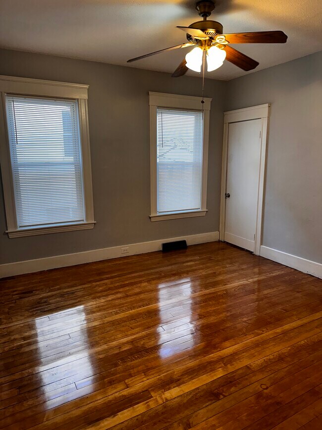 Dormitorio 2 - 16 Hillside St