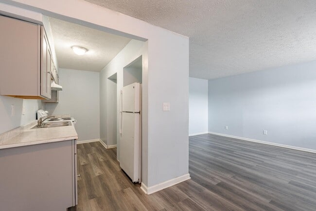 Foto del edificio - 209 N Woodland Dr