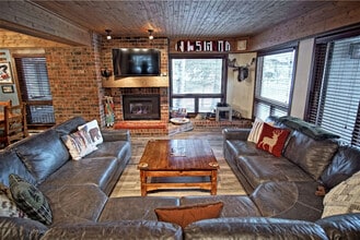 Building Photo - 2286 Apres Ski Way