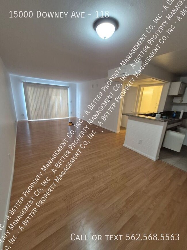 Photo - 15000 Downey Ave House